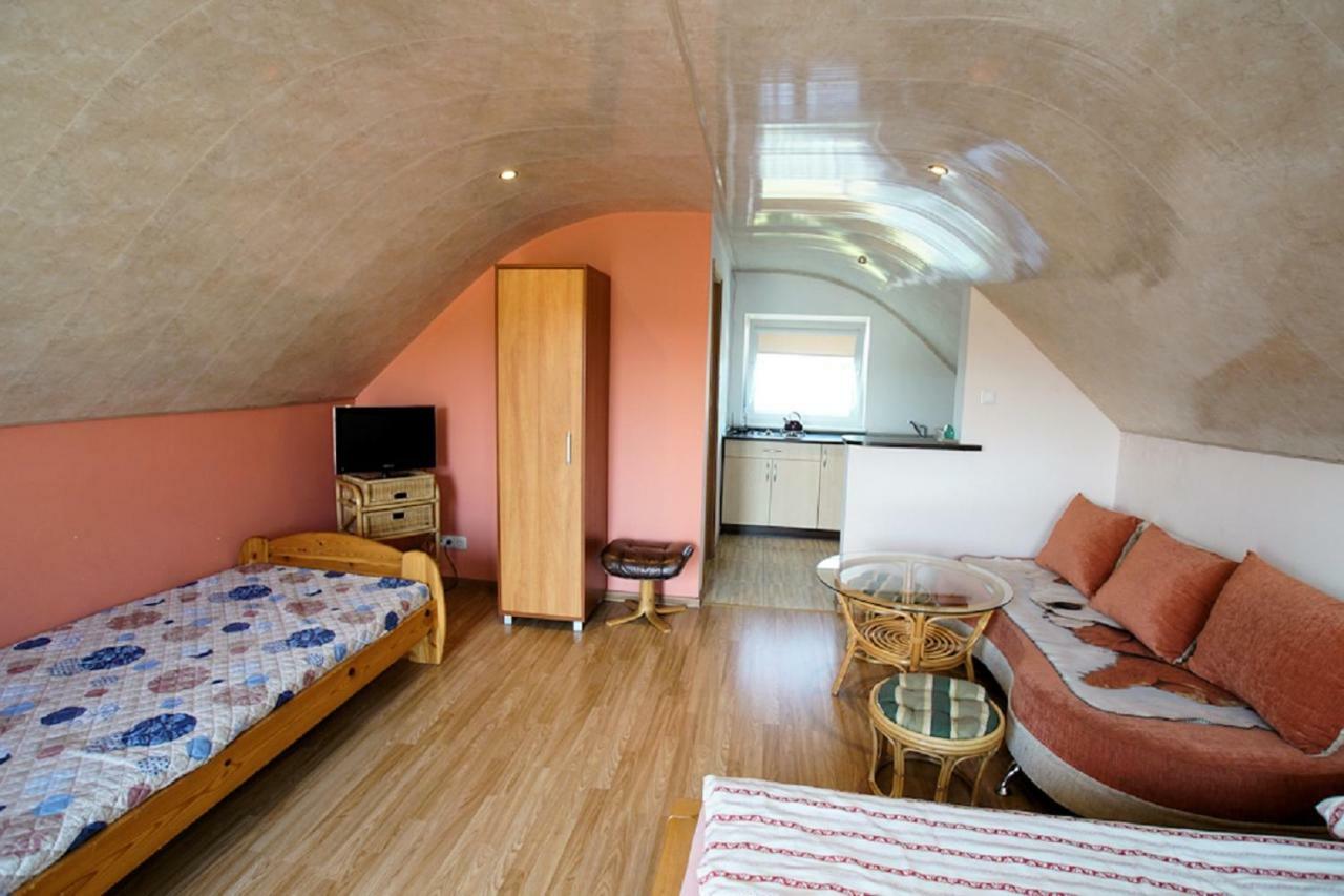Agroturystka Na Polanie Apartment Swieta Katarzyna  Ngoại thất bức ảnh