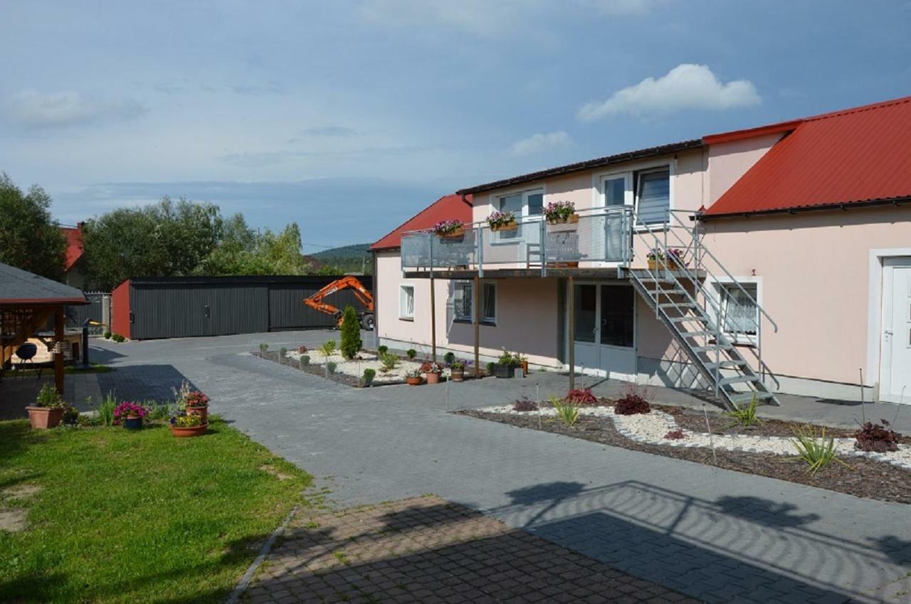 Agroturystka Na Polanie Apartment Swieta Katarzyna  Ngoại thất bức ảnh